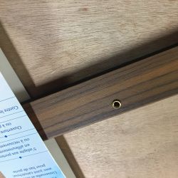 Plinthe en applique coloris marron